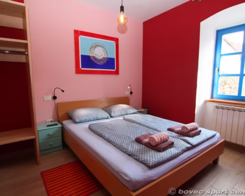 2cd49ce4-bf5f-41f0-9