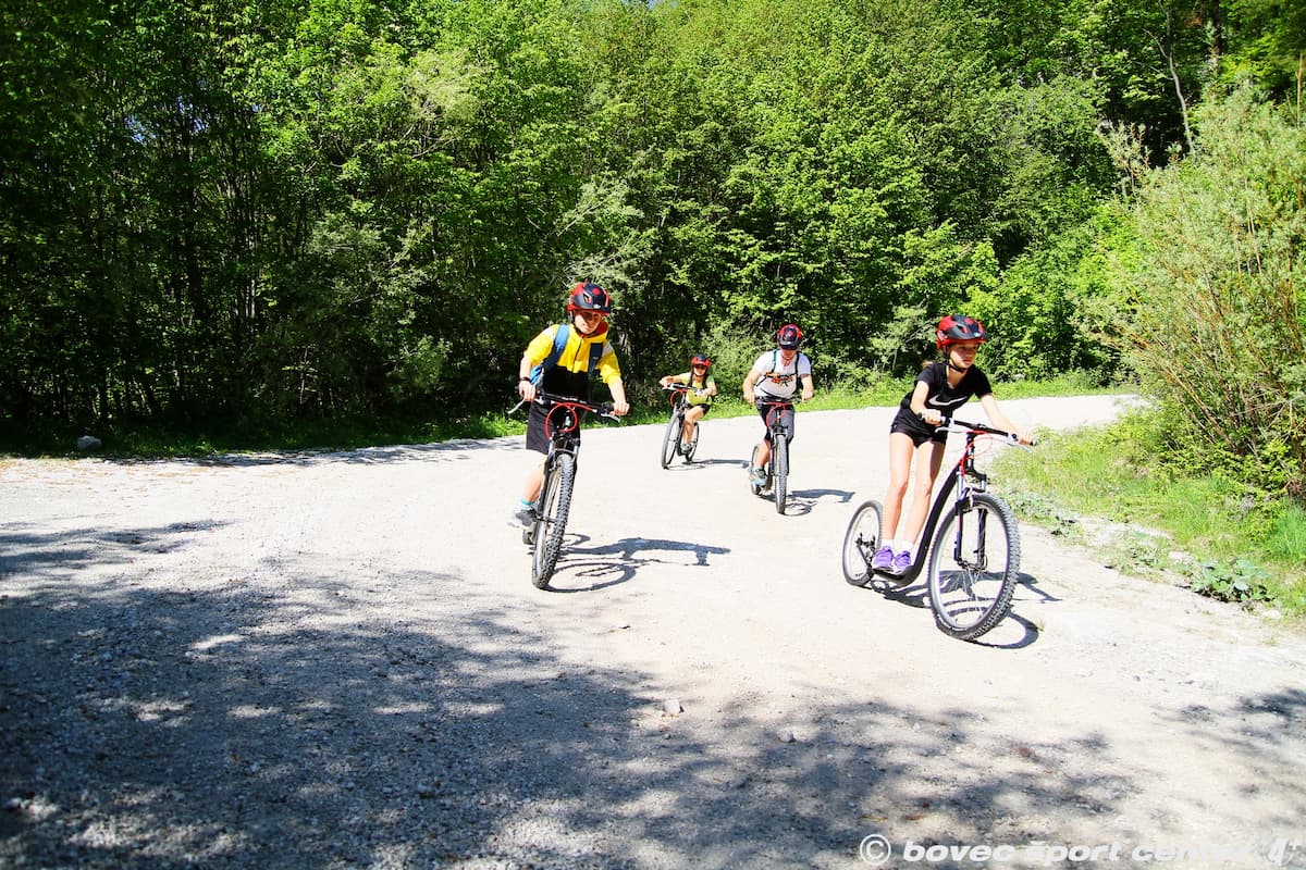 Monster Roller Bovec Hero Mobile